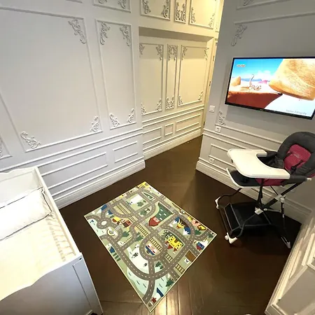 Fuga Constantinidis Apartment Istanbul